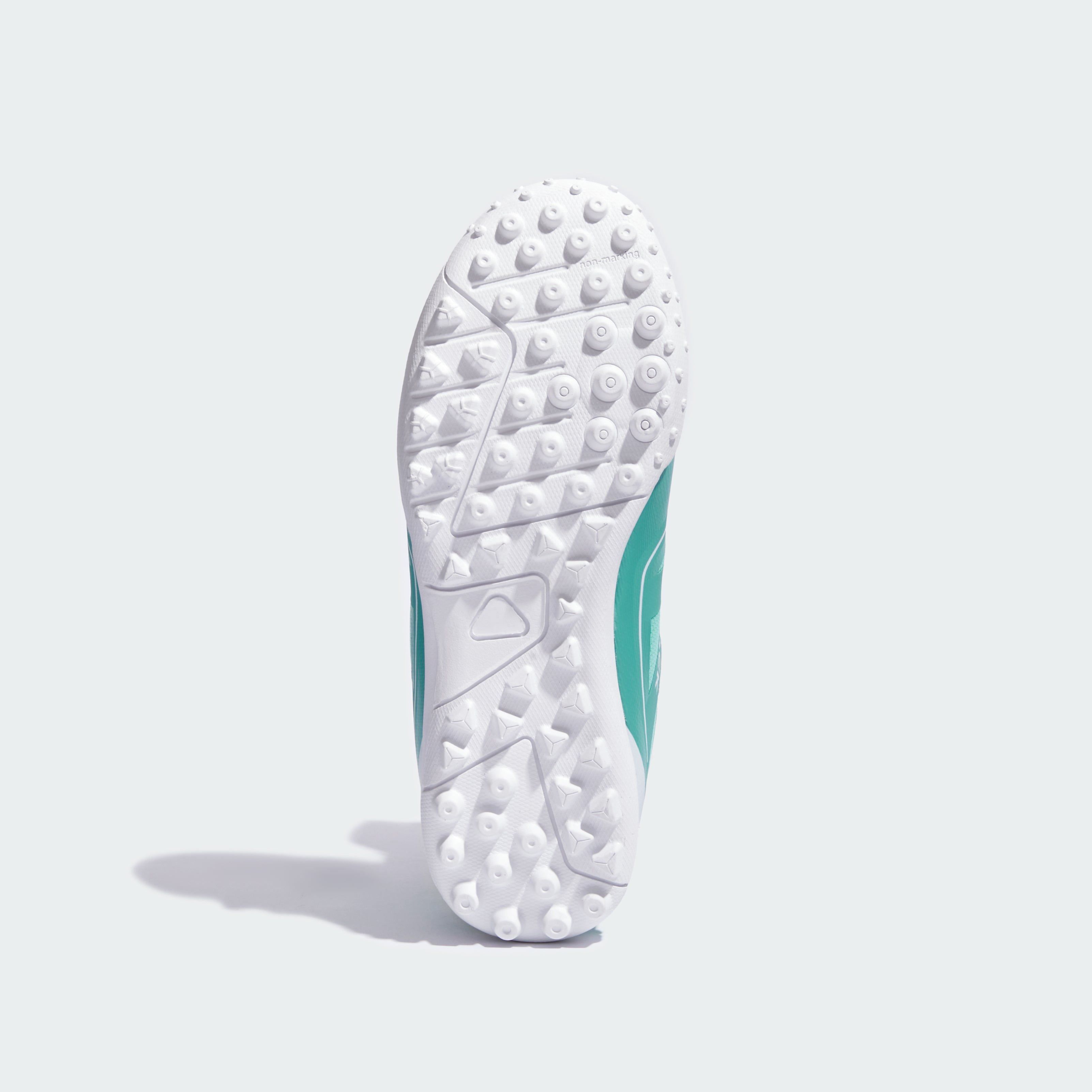 JUNIOR TURF SHOES VLACK RH02